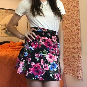 Floral printed skirt